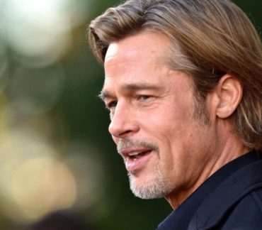 Les lèvres du visage à la Brad Pitt